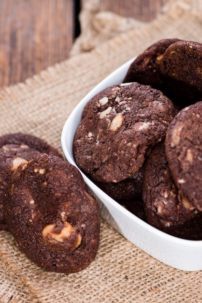 Chocoladekoekjes met macadamianoten