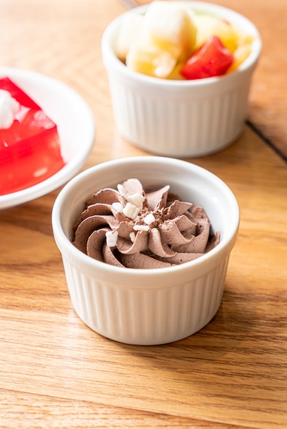 chocolademousse in kom