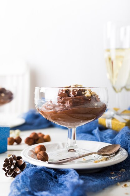 Chocoladepuddingmousse met avocado