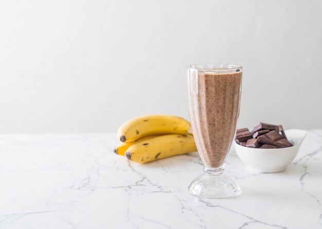 chocolate banana milkshake