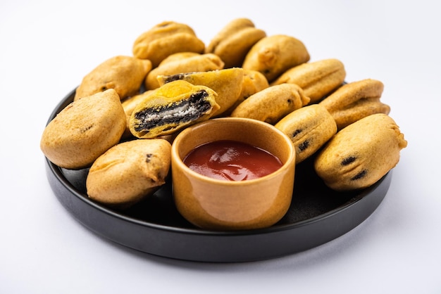 chocolate biscuit pakora pakodas or fritters creative Indian teatime snack