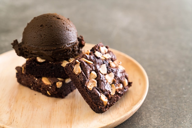 chocolate brownies with chocolate ice cream