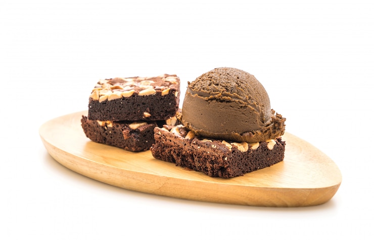 Photo チョコレートアイスクリームとチョコレートブラウニー