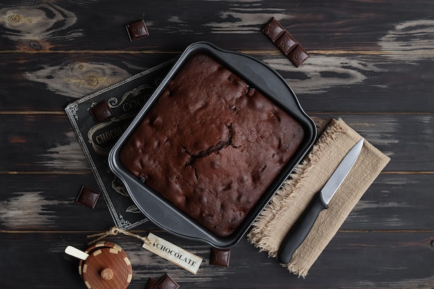 A chocolate cake with a key on it