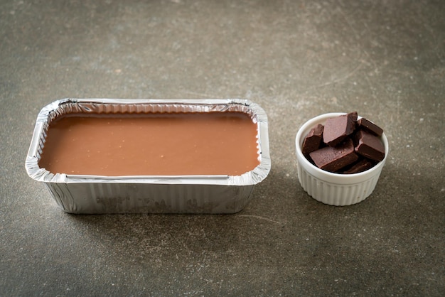 Torta al cioccolato con morbida ganache