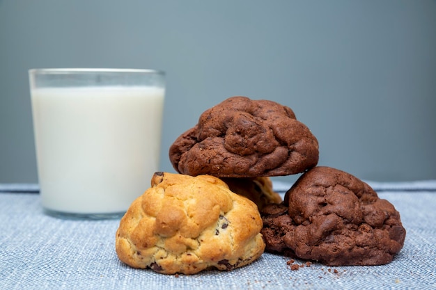 Chocolate cookies