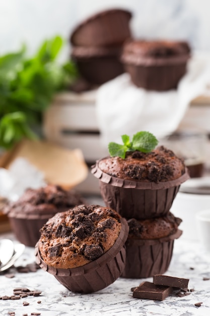 Chocolate crumble muffins