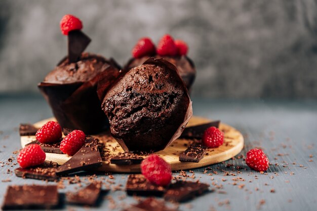 Chocolate cupcakes with raspberries