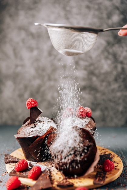 Chocolate cupcakes with raspberries