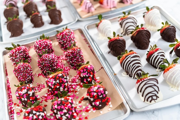 Photo chocolate dipped strawberries