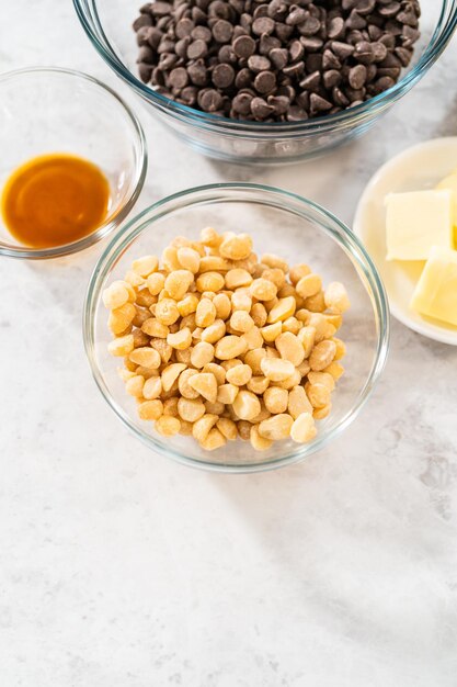 Chocolate macadamia fudge