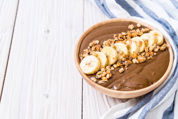 chocolate smoothies bowl