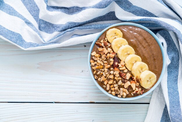 chocolate smoothies bowl