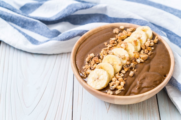 chocolate smoothies bowl