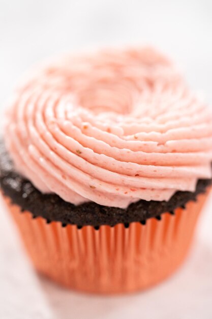 Chocolate strawberry cupcakes