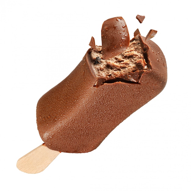 Photo chocolate truffle ice cream popsicle with coating