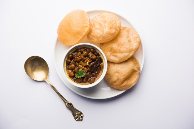 Chole puri or Chick pea curry and Fried Puri