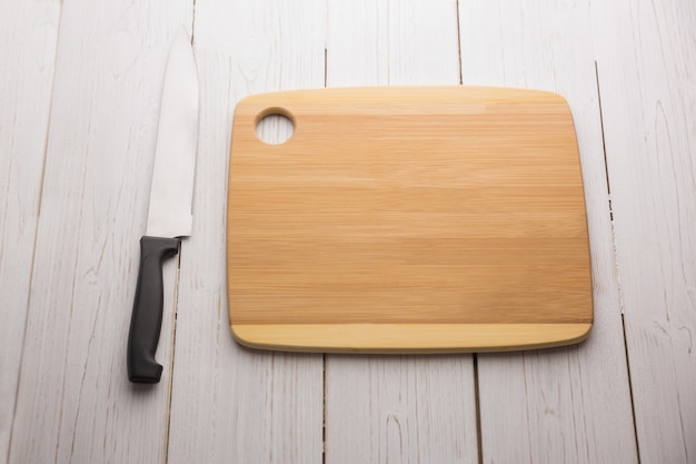 Chopping board with large knife