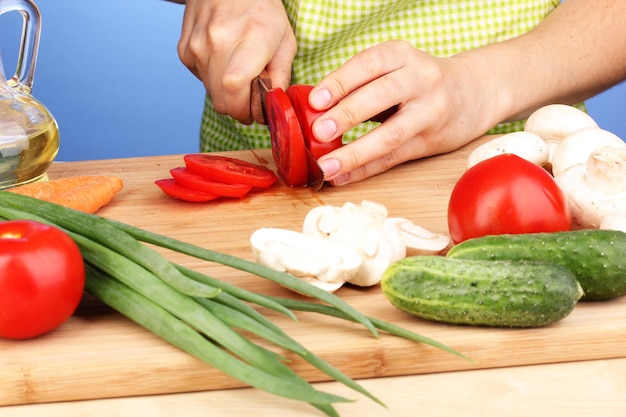 Chopping food ingredients