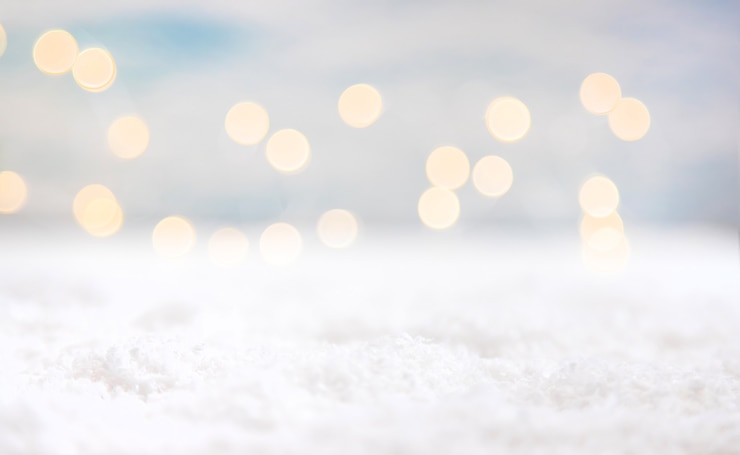 Photo 美しい装飾が施されたクリスマスの背景のグリーティングカード。セレクティブフォーカス。ホリデー。