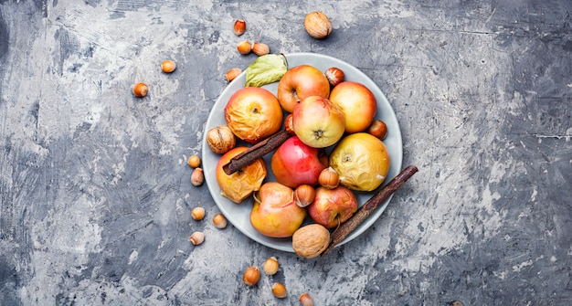 Christmas baked apples