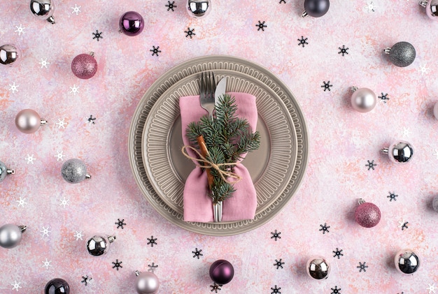 Фото Рождественские шары и звезды с ужином