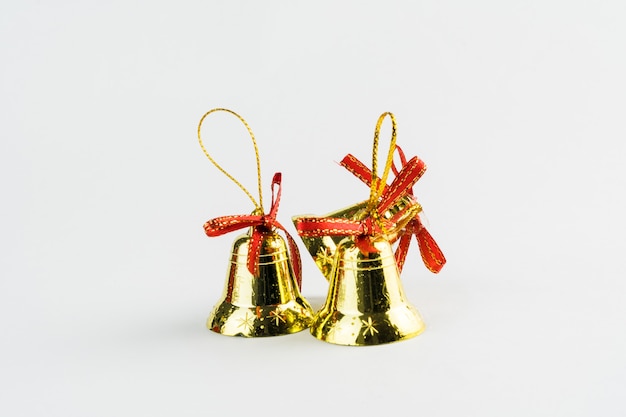 Photo christmas bells on white background. christmas ornament. selective focus.