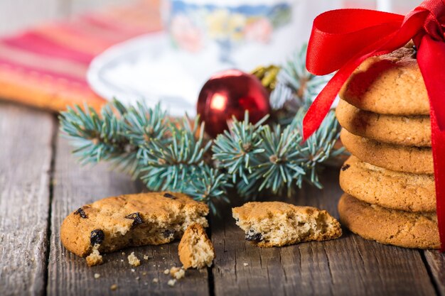 Christmas butter cookies with raisins