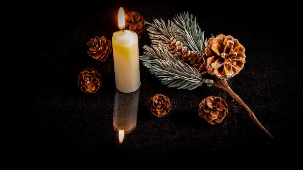 christmas candle and decoration 