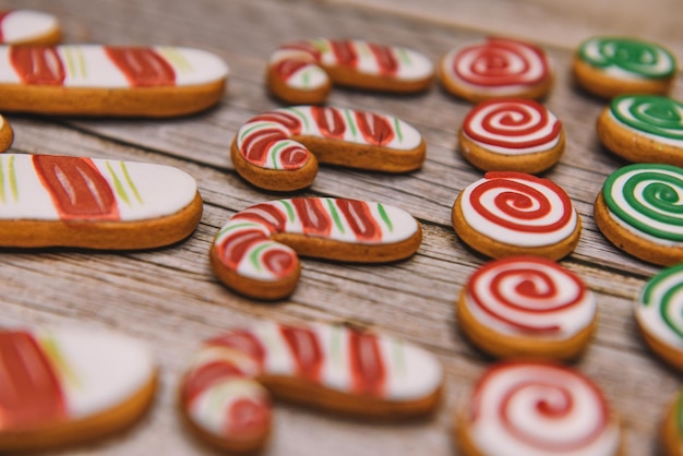 Foto biscotti colorati di natale per lo sfondo