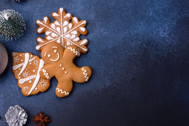 クリスマス・クッキー クリスマス・トイズ パイン・コーン・スパイス