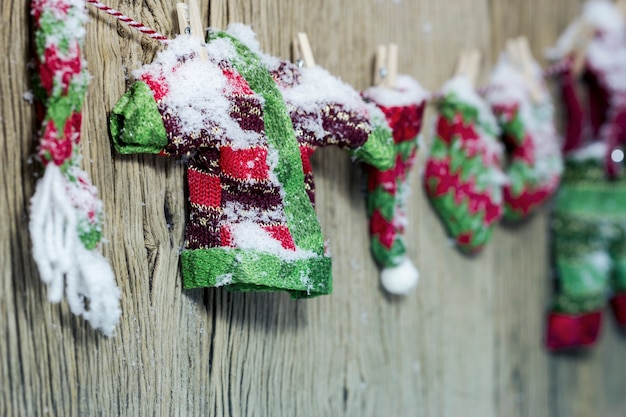 Photo christmas decoration air drying clothes in winter