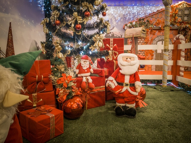 Photo christmas decoration with santa claus.