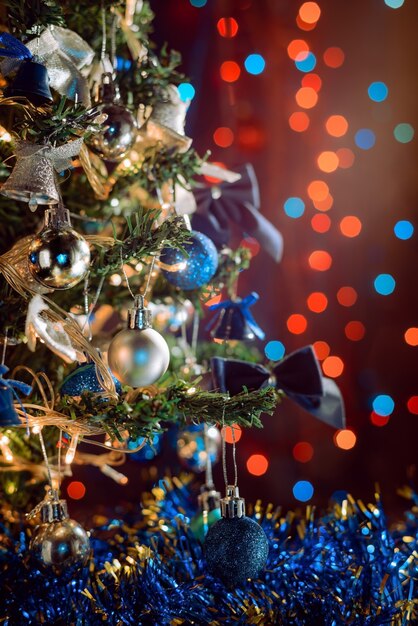 Foto decorazioni natalizie bokeh sfondo sfocato lucinatale e felice anno nuovo sfondo