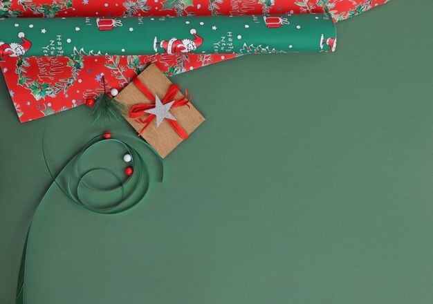 christmas gift wrapping decorations