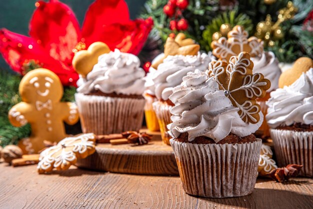 Christmas gingerbread cupcakes