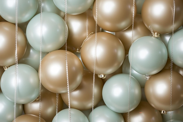 christmas gold and white ball background