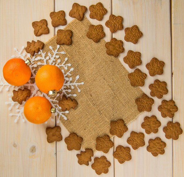 Foto biscotti di panpepato fatti in casa di natale con i mandarini