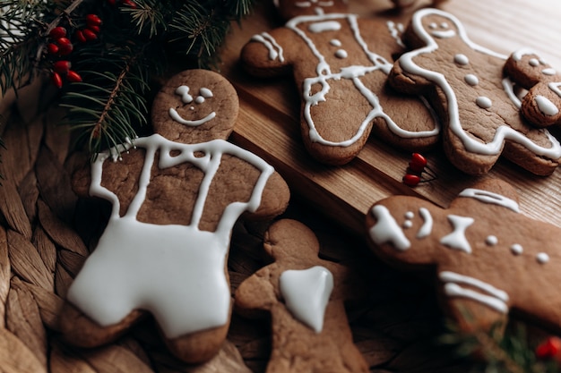 写真 クリスマスの自家製ジンジャーブレッドクッキー