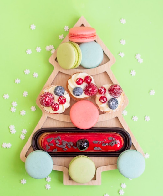 Christmas macaroons tree