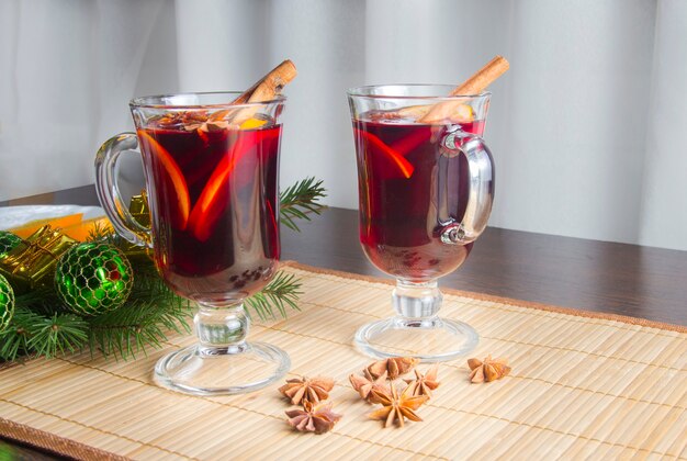 Christmas mulled wine with cinnamon and orange.