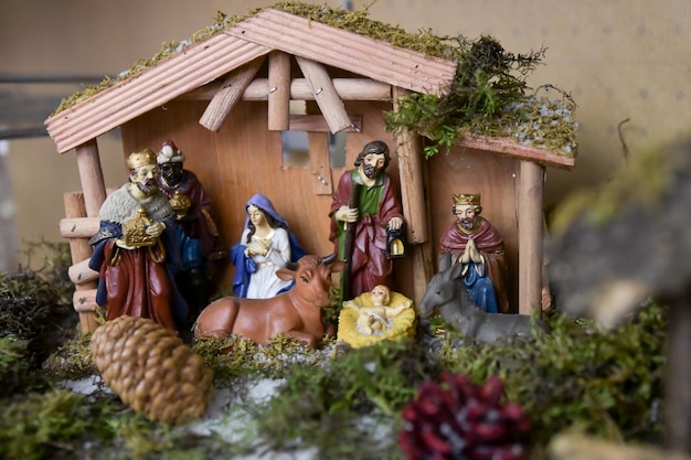 Foto presepe di natale con gesù bambino creche