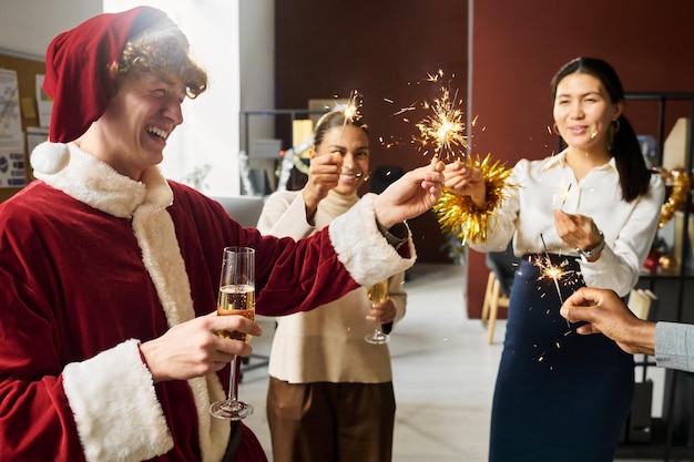 写真 仕事後のクリスマスパーティー