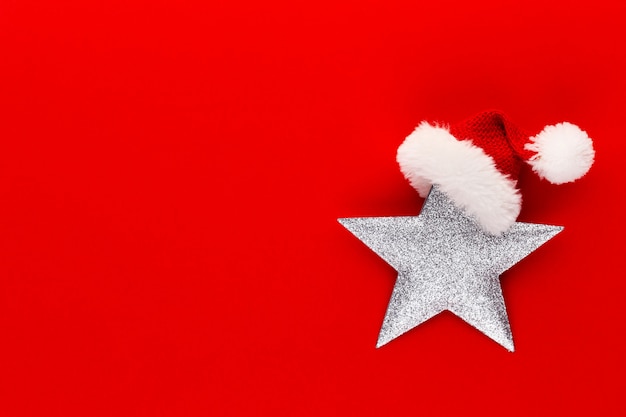 クリスマスの星、パステルカラーの背景に装飾