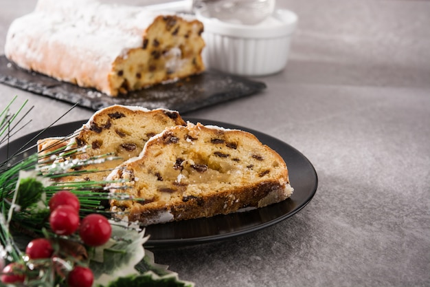 크리스마스 stollen 과일 조각