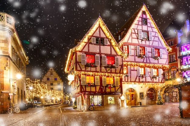 Strada di natale a colmar, francia