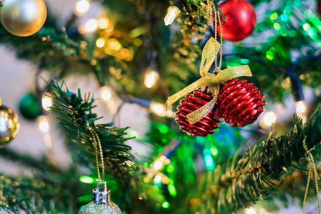 Albero di natale decorazioni