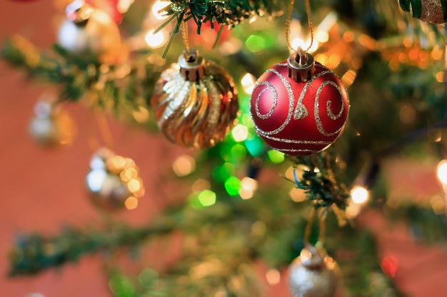 Albero di natale decorazioni