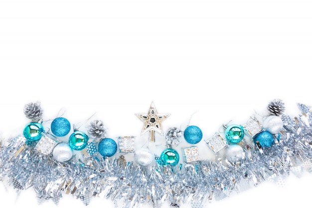 Foto ornamenti decorativi dell'albero di natale della stella d'argento, palle blu, orpelli