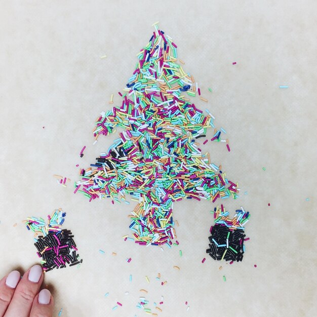 Photo christmas tree made from sprinkles